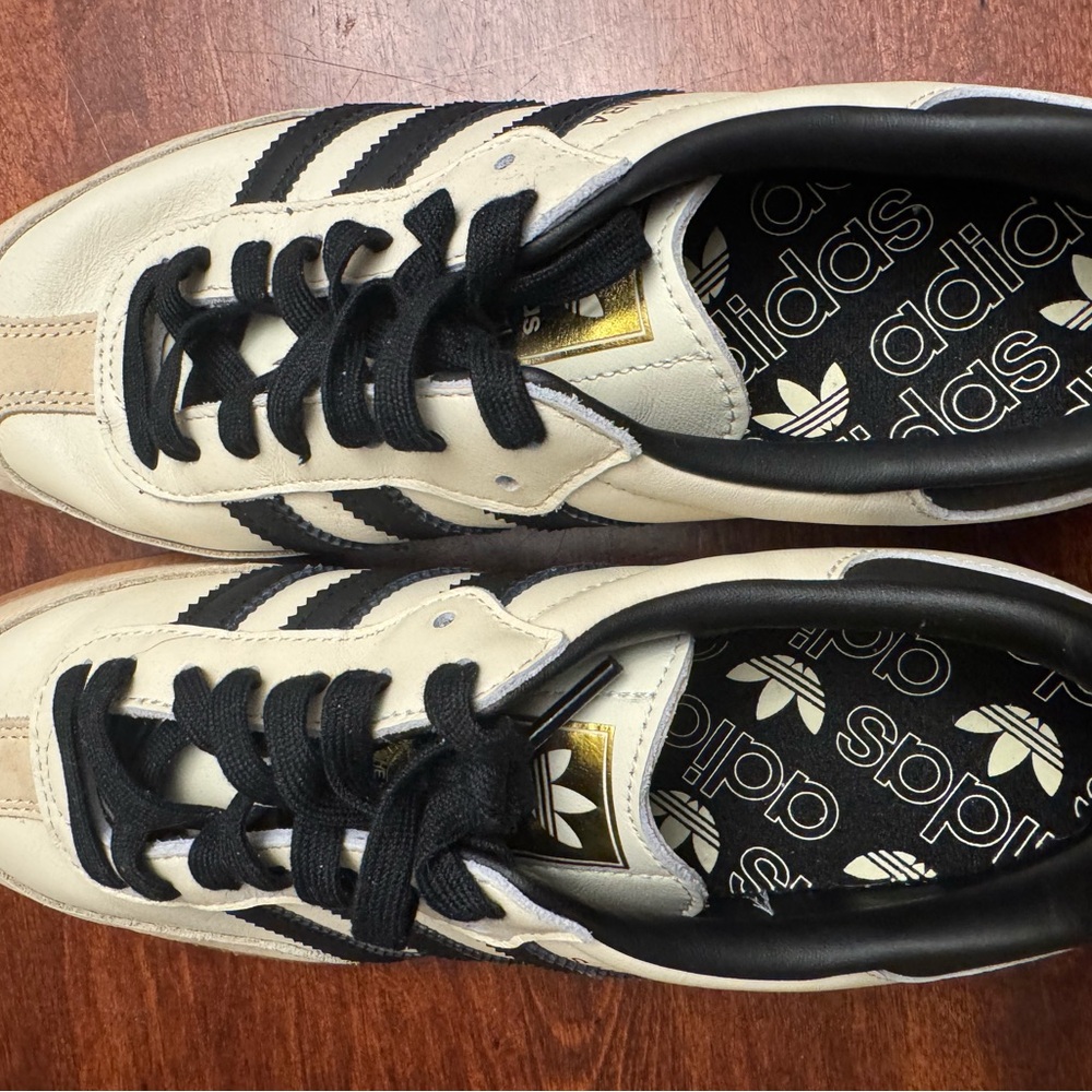 Adidas Samba Classic Sneakers • Cream/Black • Gum Sole • Retro Style - Picture 5 of 5